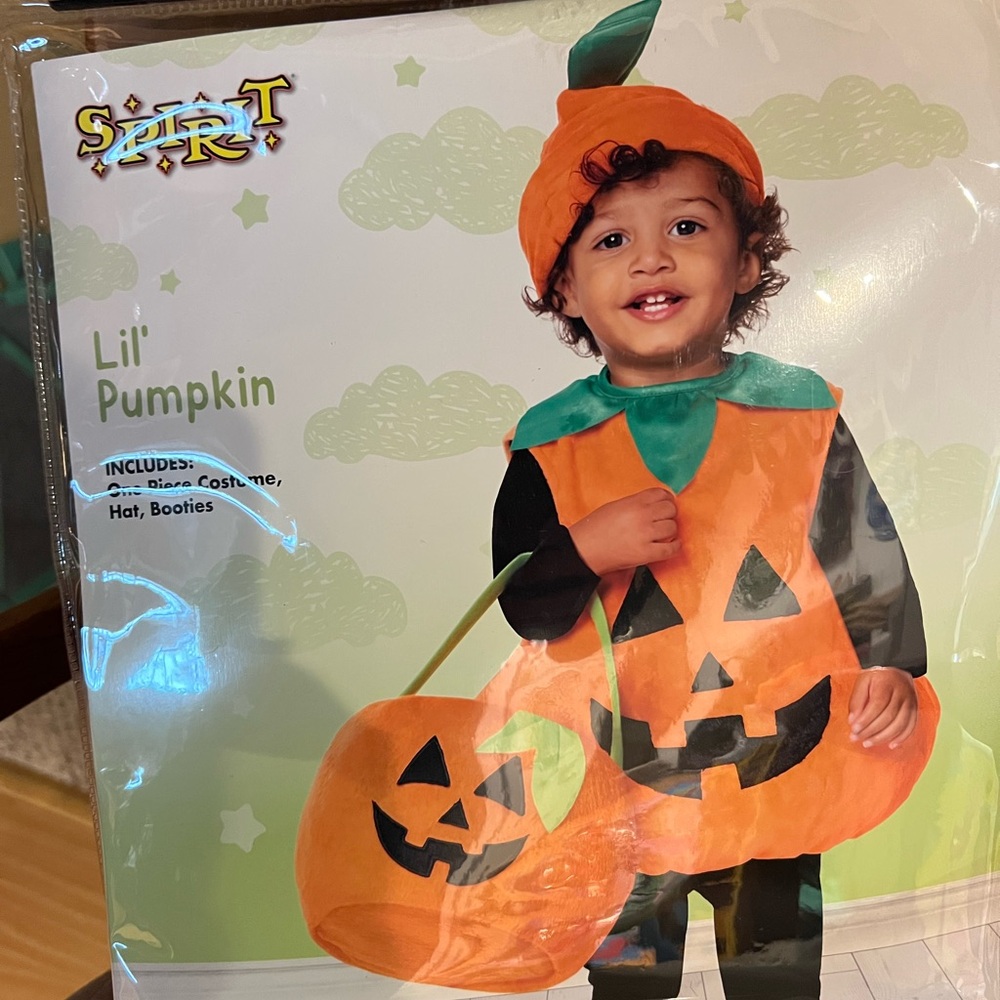 Spirit Pumpkin Costume with Hat and booties